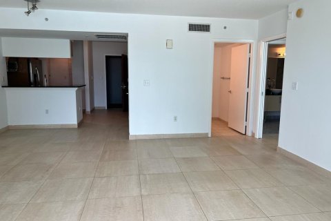 Copropriété à louer à Miami, Floride: 1 chambre, 83.8 m2 № 2352638 - photo 6
