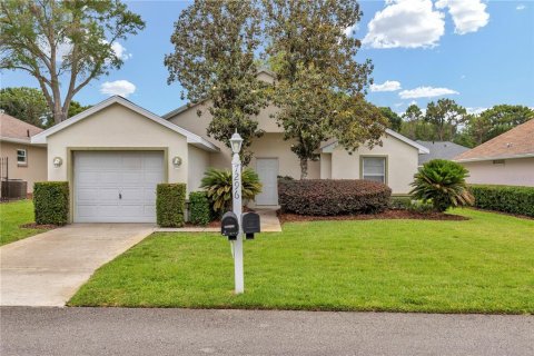 House in Ocala, Florida 2 bedrooms, 104.14 sq.m. № 2142695