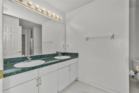 House in Ocala, Florida 2 bedrooms, 104.14 sq.m. № 2142695 - photo 13