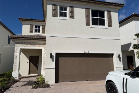 Villa ou maison à louer à Homestead, Floride: 3 chambres № 1956913 - photo 1