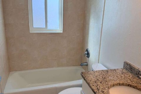 Villa ou maison à louer à Punta Gorda, Floride: 2 chambres, 90.3 m2 № 2401116 - photo 11