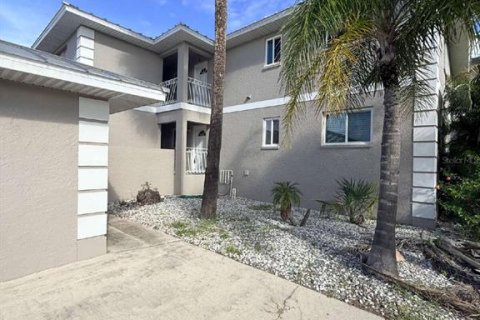 Villa ou maison à Punta Gorda, Floride 2 chambres, 90.3 m2 № 2401116