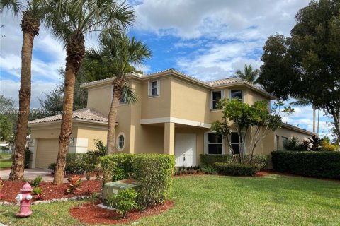 Дом в Уэстон, Флорида 4 спальни, 281.22м2 № 2066699