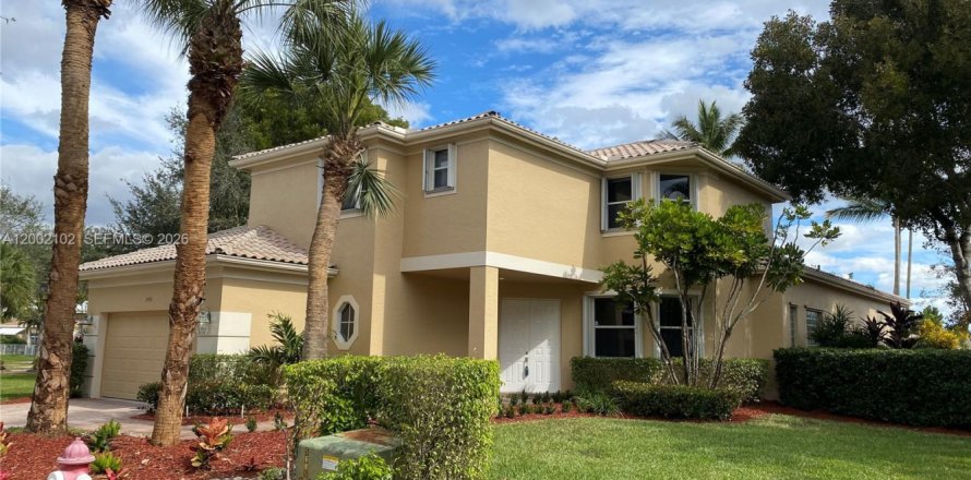 Дом в Уэстон, Флорида 4 спальни, 281.22м2 № 2066699