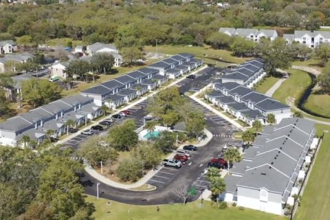 Casa en venta en Kissimmee, Florida, 3 dormitorios, 143.81 m2 № 1912589 - foto 1