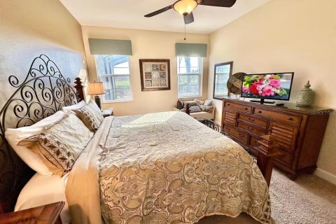 House in Davenport, Florida 6 bedrooms, 337.14 sq.m. № 2236284 - photo 17