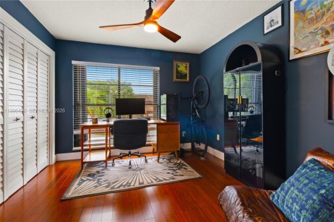 Купить таунхаус в Майами, Флорида 3 спальни, 143.07м2, № 2060406 - фото 3