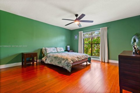 Купить таунхаус в Майами, Флорида 3 спальни, 143.07м2, № 2060406 - фото 13