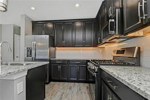 Touwnhouse à louer à Sanford, Floride: 4 chambres, 162.11 m2 № 2156428 - photo 8