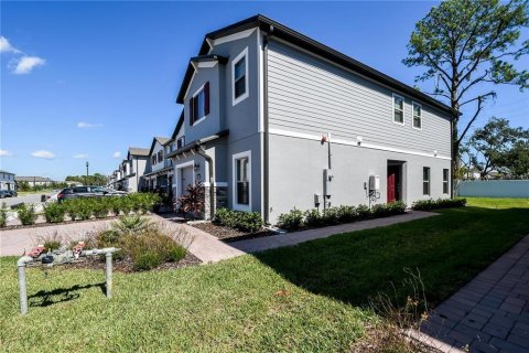 Touwnhouse à louer à Sanford, Floride: 4 chambres, 162.11 m2 № 2156428 - photo 3