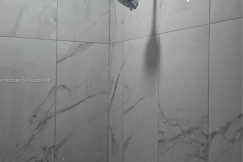 Villa ou maison à vendre à Miami, Floride: 4 chambres, 134.62 m2 № 2080516 - photo 20