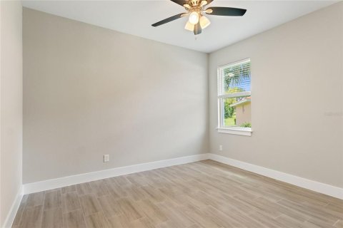 Villa ou maison à louer à Haines City, Floride: 4 chambres, 166.3 m2 № 2431064 - photo 22