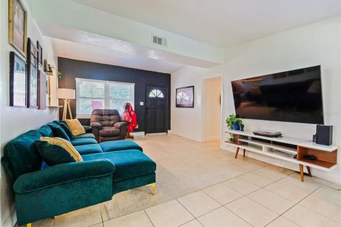 Casa en venta en Orlando, Florida, 3 dormitorios, 125.79 m2 № 2235716 - foto 6