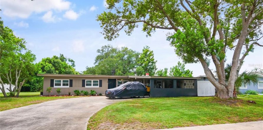 Casa en Orlando, Florida 3 dormitorios, 125.79 m2 № 2235716