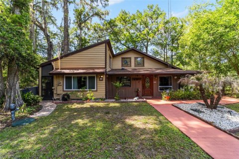 House in Dunnellon, Florida 3 bedrooms, 190.08 sq.m. № 2138698 - photo 8