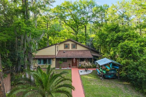 House in Dunnellon, Florida 3 bedrooms, 190.08 sq.m. № 2138698 - photo 4