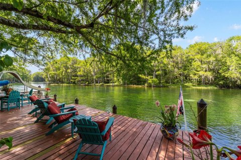 Casa en Dunnellon, Florida 3 dormitorios, 190.08 m2 № 2138698