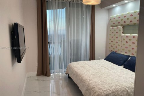 Copropriété à louer à Sunny Isles Beach, Floride: 3 chambres, 205.69 m2 № 1935252 - photo 24