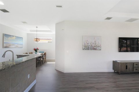 Casa en alquiler en Bradenton, Florida, 3 dormitorios, 182.65 m2 № 1648499 - foto 9