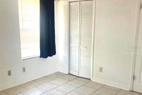 Condo in Orlando, Florida, 1 bedroom  № 1908890 - photo 4