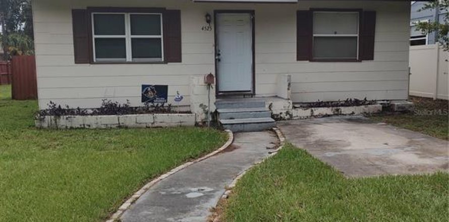 Casa en Saint Petersburg, Florida 4 dormitorios, 113.34 m2 № 1805146