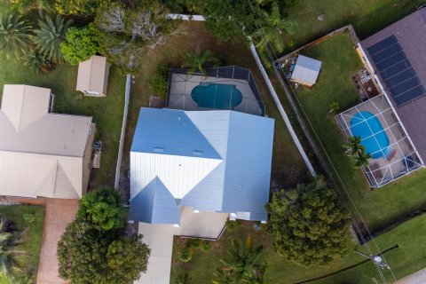 House in Port St. Lucie, Florida 3 bedrooms, 174.84 sq.m. № 2146882 - photo 5