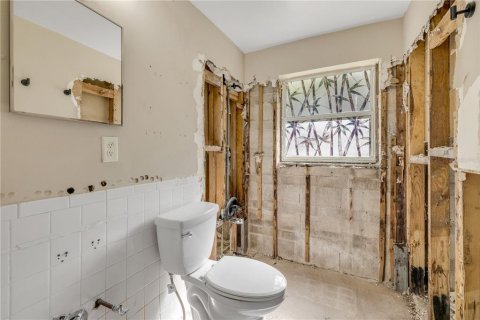 House in Edgewater, Florida 3 bedrooms, 103.68 sq.m. № 1658181 - photo 7
