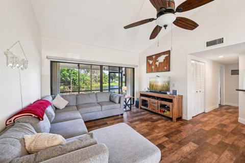 Condo in Boynton Beach, Florida, 2 bedrooms № 2250261 - photo 8