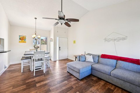 Condo in Boynton Beach, Florida, 2 bedrooms № 2250261 - photo 6