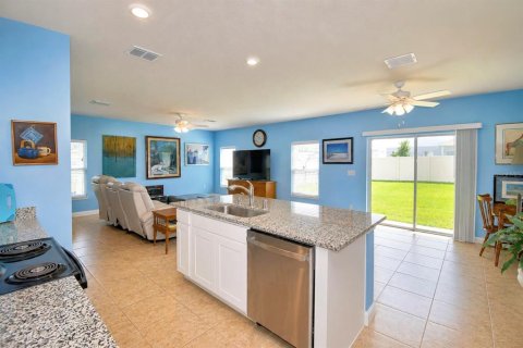 Casa en venta en Haines City, Florida, 4 dormitorios, 178.37 m2 № 2231415 - foto 17