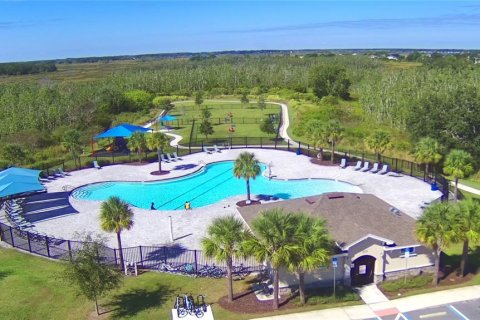 Casa en venta en Haines City, Florida, 4 dormitorios, 178.37 m2 № 2231415 - foto 5