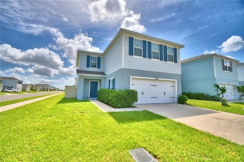 Casa en Haines City, Florida 4 dormitorios, 178.37 m2 № 2231415