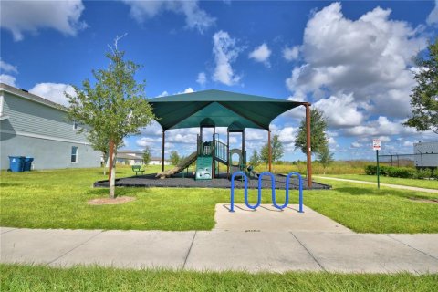 Casa en venta en Haines City, Florida, 4 dormitorios, 178.37 m2 № 2231415 - foto 7