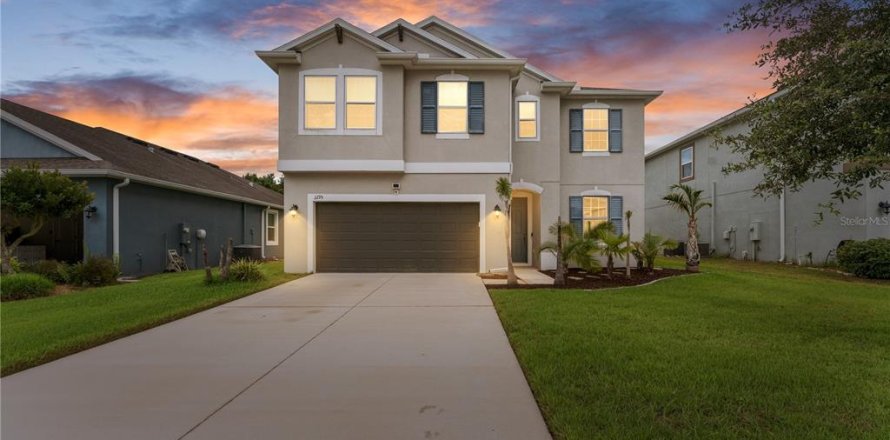Villa ou maison à Wesley Chapel, Floride 4 chambres, 238.85 m2 № 2287300