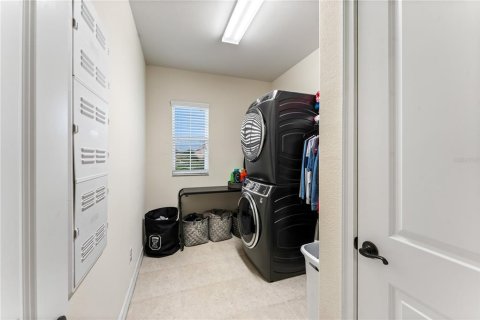 Villa ou maison à vendre à Wesley Chapel, Floride: 4 chambres, 238.85 m2 № 2287300 - photo 26