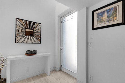 Touwnhouse à vendre à Fort Lauderdale, Floride: 3 chambres, 163.69 m2 № 2191830 - photo 6
