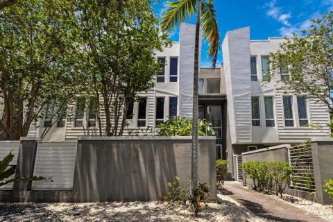 Touwnhouse à Fort Lauderdale, Floride 3 chambres, 163.69 m2 № 2191830