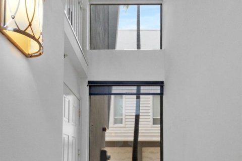 Touwnhouse à vendre à Fort Lauderdale, Floride: 3 chambres, 163.69 m2 № 2191830 - photo 12