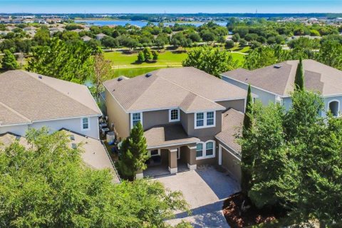 House in Winter Garden, Florida 4 bedrooms, 376.9 sq.m. № 2150327