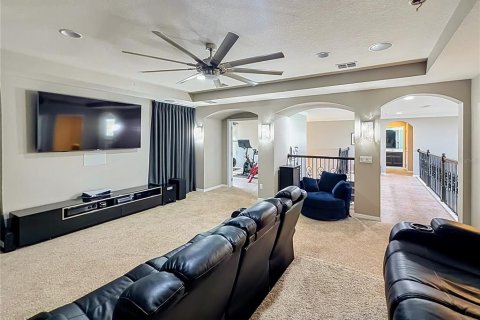 House in Winter Garden, Florida 4 bedrooms, 376.9 sq.m. № 2150327 - photo 25