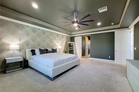 House in Winter Garden, Florida 4 bedrooms, 376.9 sq.m. № 2150327 - photo 26