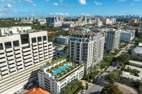 Condominio en venta en Coral Gables, Florida, 4 dormitorios, 280.56 m2 № 2002678 - foto 18