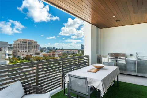 Condominio en venta en Coral Gables, Florida, 4 dormitorios, 280.56 m2 № 2002678 - foto 11