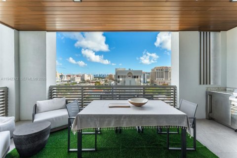Condominio en venta en Coral Gables, Florida, 4 dormitorios, 280.56 m2 № 2002678 - foto 27