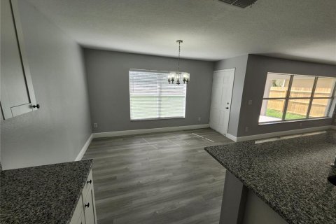 Villa ou maison à vendre à Clermont, Floride: 4 chambres, 202.43 m2 № 2429080 - photo 7