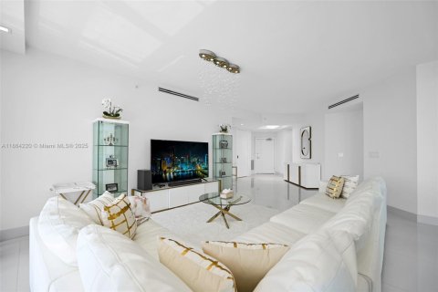 Снять в аренду кондоминиум в Санни-Айлс-Бич, Флорида 3 спальни, 187.66м2, № 1958008 - фото 9