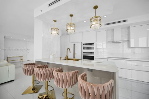 Снять в аренду кондоминиум в Санни-Айлс-Бич, Флорида 3 спальни, 187.66м2, № 1958008 - фото 14