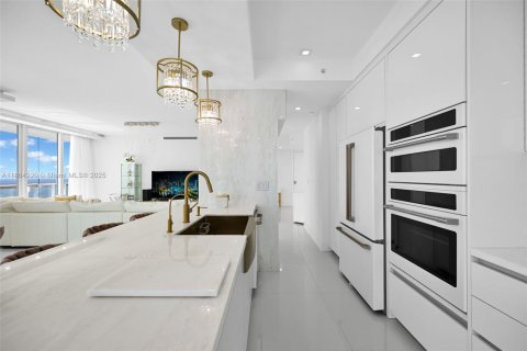 Снять в аренду кондоминиум в Санни-Айлс-Бич, Флорида 3 спальни, 187.66м2, № 1958008 - фото 16