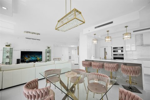 Снять в аренду кондоминиум в Санни-Айлс-Бич, Флорида 3 спальни, 187.66м2, № 1958008 - фото 13