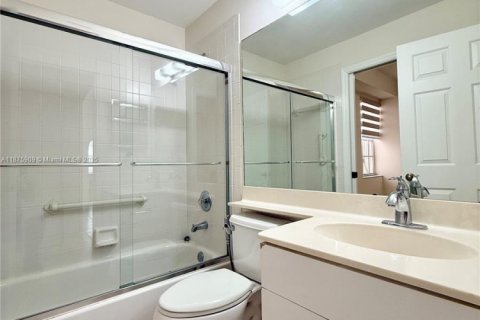 Villa ou maison à louer à Boca Raton, Floride: 3 chambres, 146.51 m2 № 1927180 - photo 18